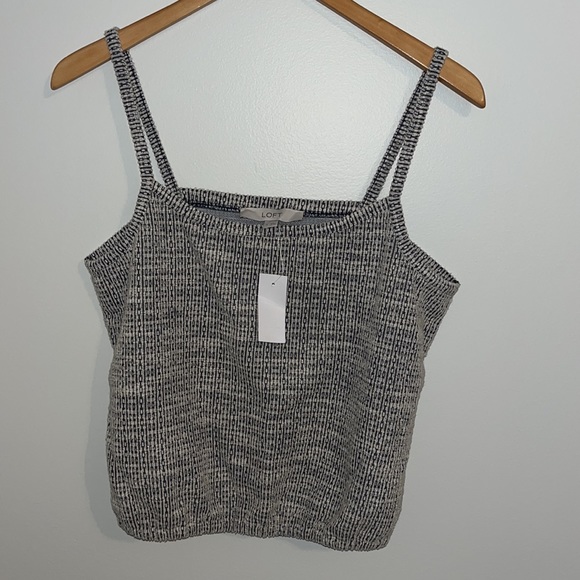 NWT cropped loft tank top, size M - Picture 2 of 5